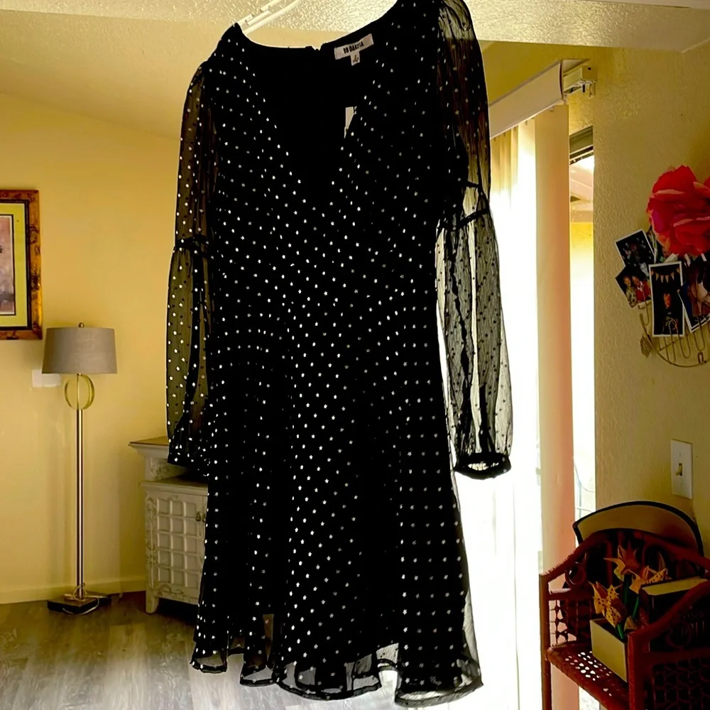 Cute star dress in black that I bought form bootbarn - Picture 1 of 4